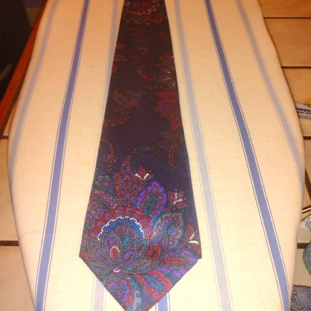 Floral Paisley Tie in Purple and Blue